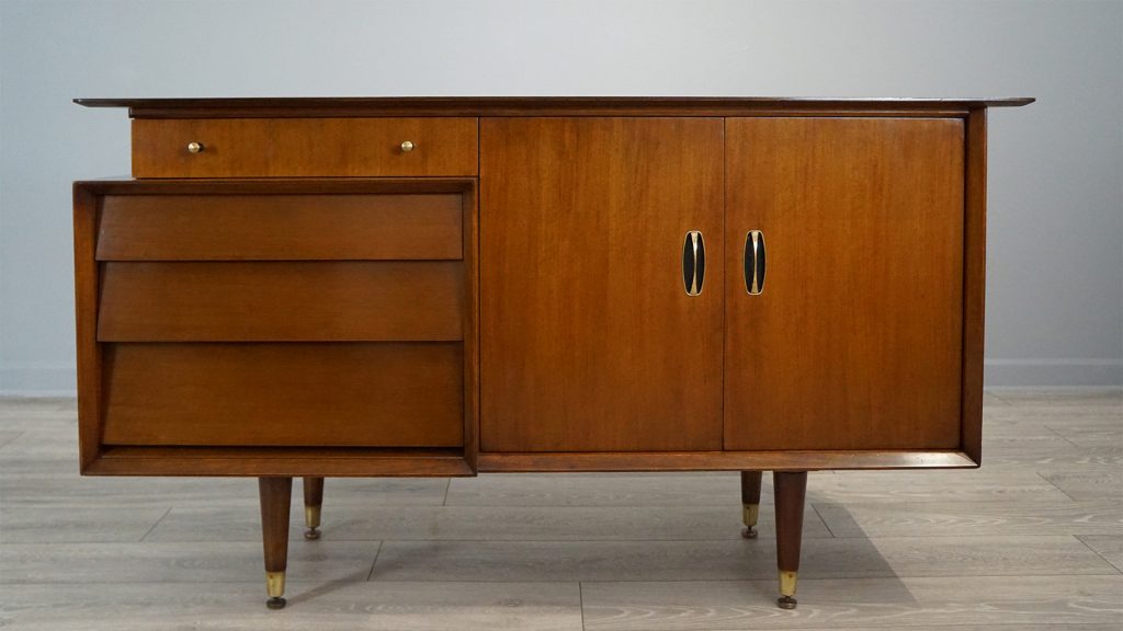 1959 Beautility ‘Brussels’ Sideboard Restoration