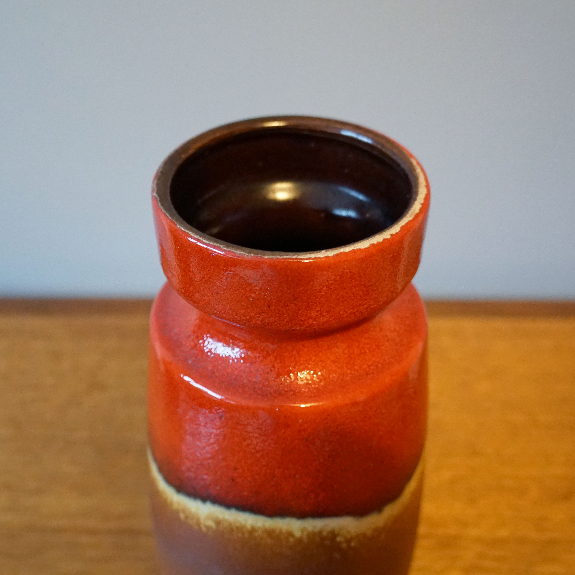 Great orange red WESTGERMAN POTTERY VASE 242-22 outlet by Scheurich