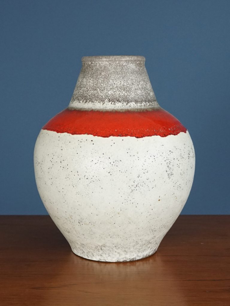 West German Fat Lava Vase 1125-27