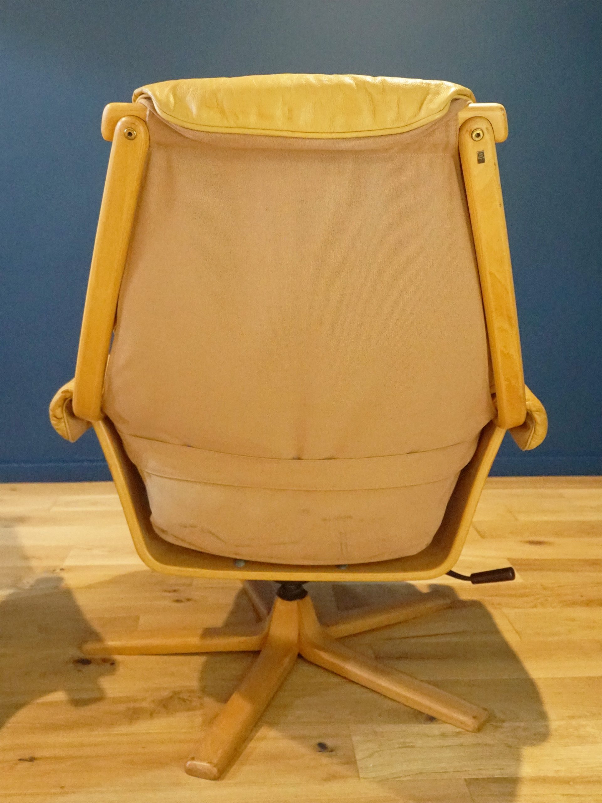 1970s Leather Swivel Chairs by Göte Möbler - Image 9
