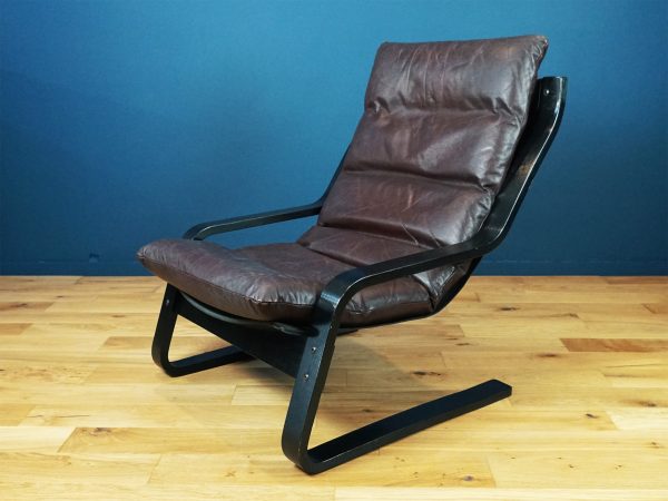 Mid-Century Leather Scandinavian Lounge Chair