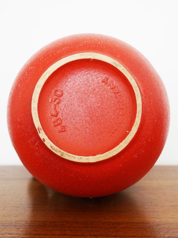 Large Scheurich W. German Fat Lava Vase 484-30