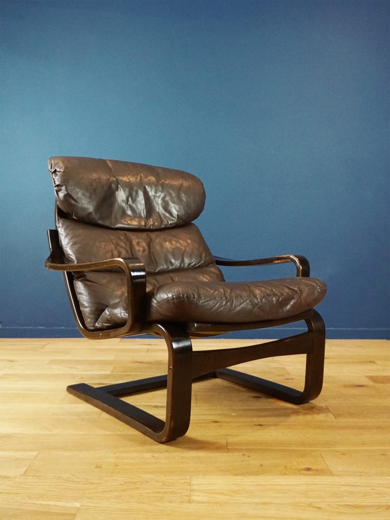 1970s Scandinavian Bentwood Lounge Chair in Dark Brown Leather